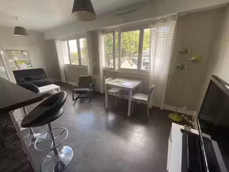 a louer - près fleuris - studio de 26.65m2 meublé