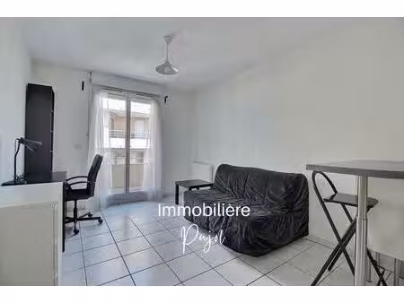 baille 13005 - studio meublé avec balcon