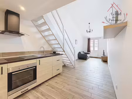 appartement triplex meublé 2 pièces avec mezzanine en centre ville carpentras