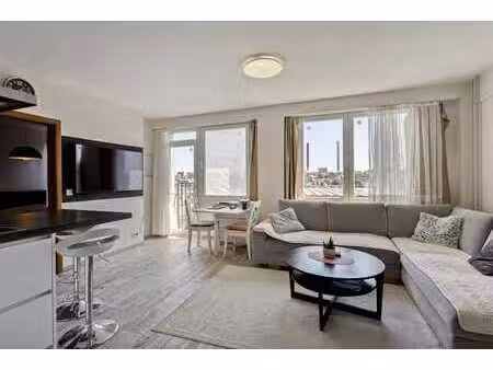 volledig gerenoveerd appartement