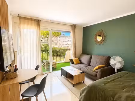 studio lumineux 28m2