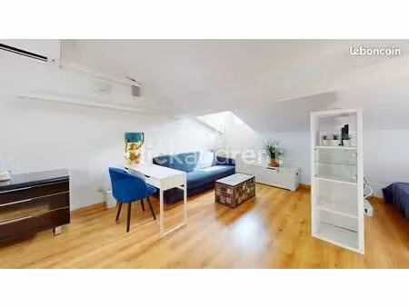 studio 1 pièce 25 m²