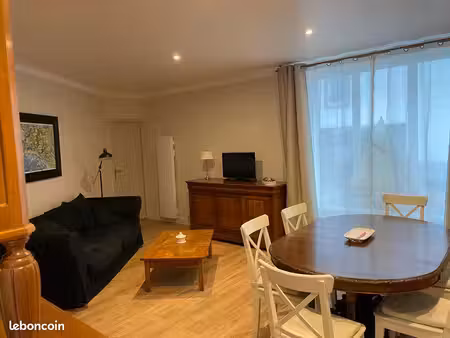 appartement t3 57 m2 avec cour intérieur