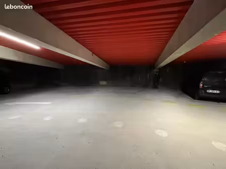 location place de parking sous terrain sécurisée hyper centre tourcoing