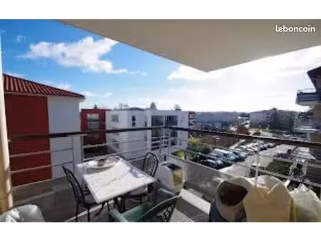 t2 meublé 54m² – hyper centre – balcon avec vue dégagée