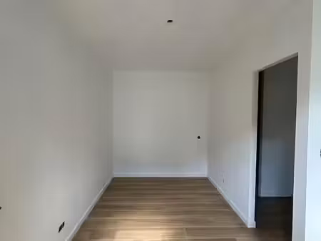 studio 1 pièce 14 m²