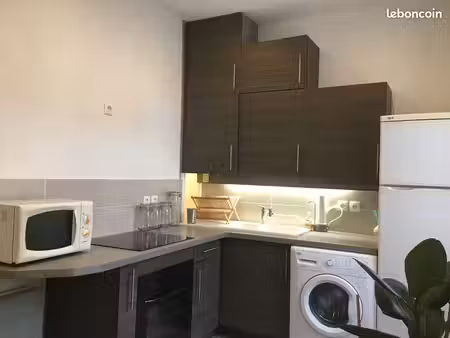 a louer studio + 1 chambre meublé