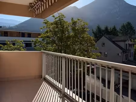 appartement 3 pièces 84 m²