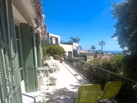 2 pièces meublé aperçu mer