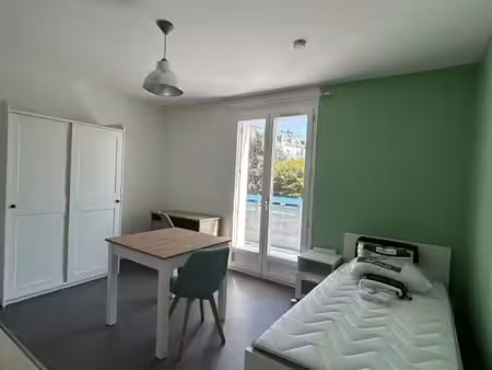 studio 1 pièce 20 m²