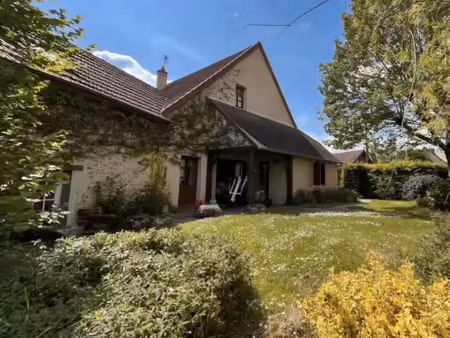longère de caractère – 185 m² – 5 chambres – terrain de 8 000 m²