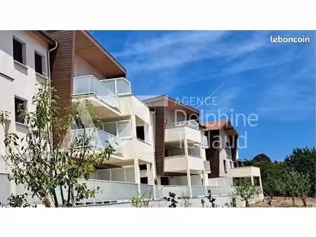 parking 20 m² st nazaire les eymes