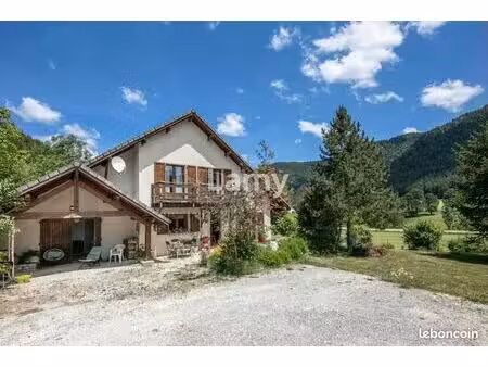 maison 5 pièces 133 m²