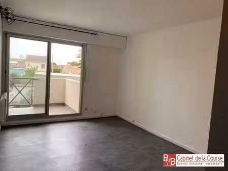 studio/balcon + parking - proche chu pellegrin