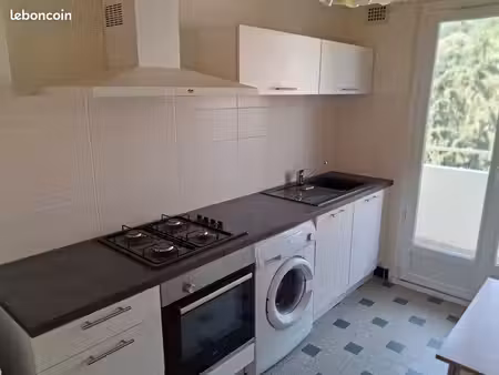 appartement t3 traversant 56 m2