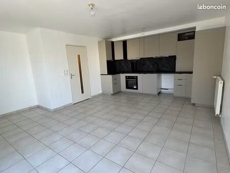 apparemment t3 saint-herblain bourg