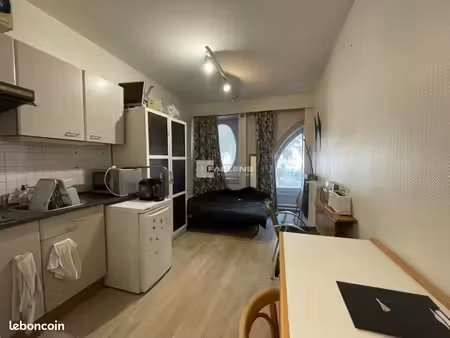 studio 1 pièce 16 m²