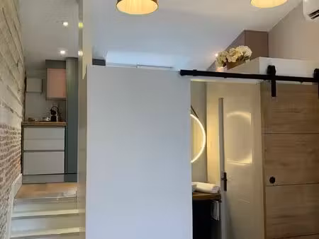 location studio meublé