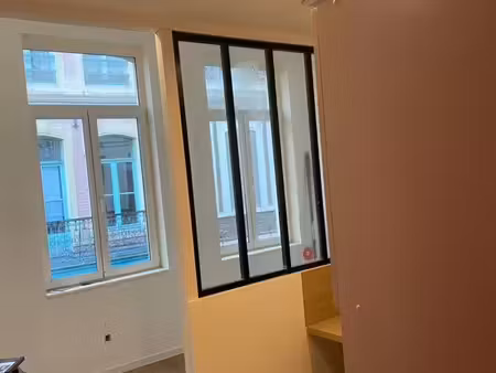 très beau studio
