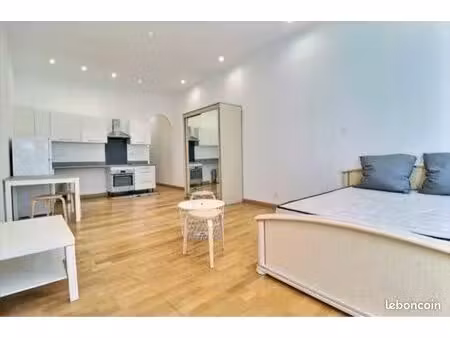studio meublé 38 m² la timone idéal étudiant
