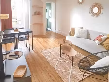f2 entièrement meublé et équipé avec jardin 50m2, jeanne d’arc/parc sainte marie