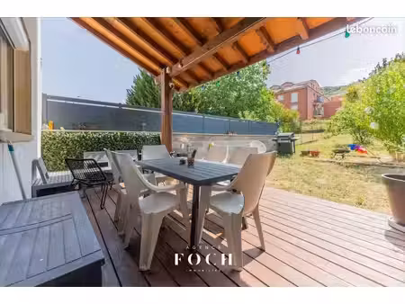 maison 6 pièces 141 m²