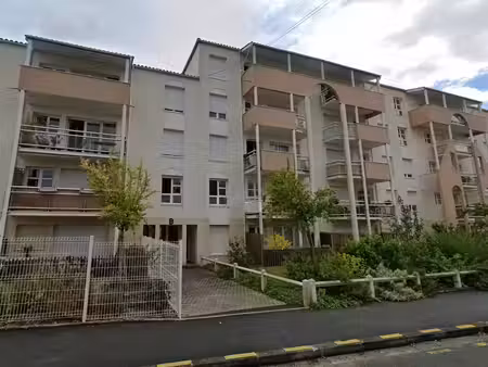 location appartement 1 pièce 33m²