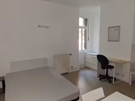 location appartement 1 pièce 23m² bordeaux 33000
