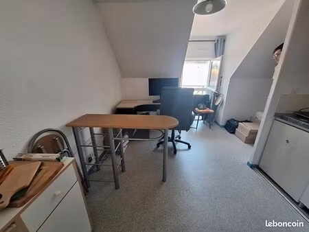 studio 1 pièce 18 m²