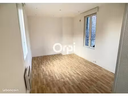 studio 1 pièce 29 m²