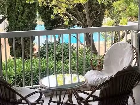 tres beau t2 résidence privée bord de mer
