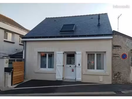 maison de ville rénovée (sans extérieur) – 3 chambres