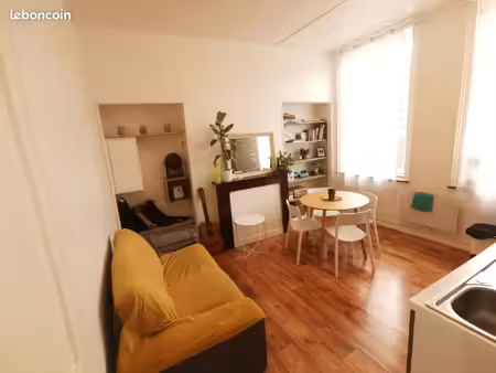loue 28m2 meublé - 620
