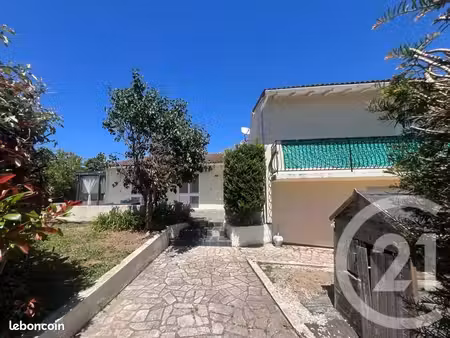 maison 7 pièces 180 m²