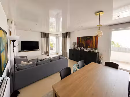 spécial investisseur appartement t4 avec terrasse et garag