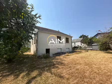 au pied du bourg de fondettes - maison des années 60 avec fort potentiel