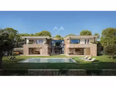 villa de luxe à vendre dans le quartier les colles-camp lauvas-font de l'orme