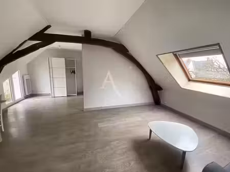 location meublée appartement 2 pièces 31.21 m² à beaufort-en-vallée (49250), 499 €