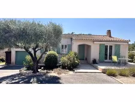 villa avec jardin et terrasse bagnols-en-forêt (83)