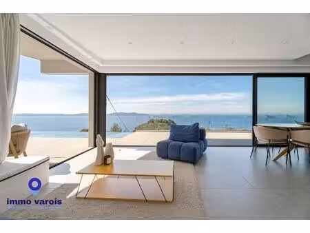 carqueiranne vue mer panoramique, villa contemporaine 180 m²
