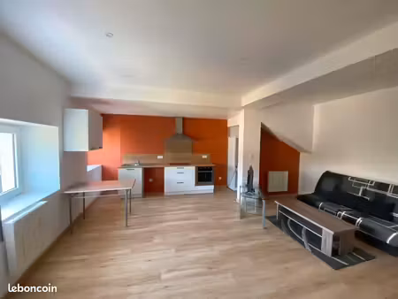 appartement t2 à louer à pradelles