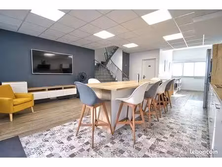 immeuble 10 pièces 177 m²