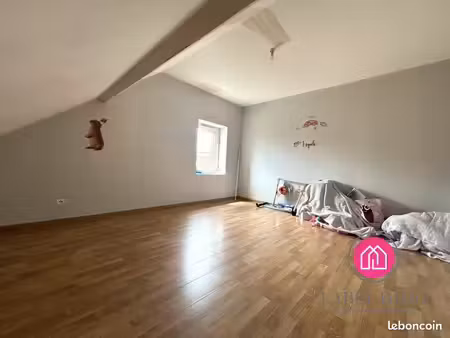 immeuble 150 m² raismes
