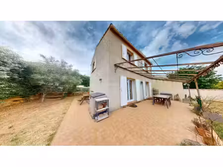 maison la fare les oliviers 4 pièce(s) 80 m2 /