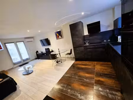 maison t3 duplex - terrasse - 2 parkings.