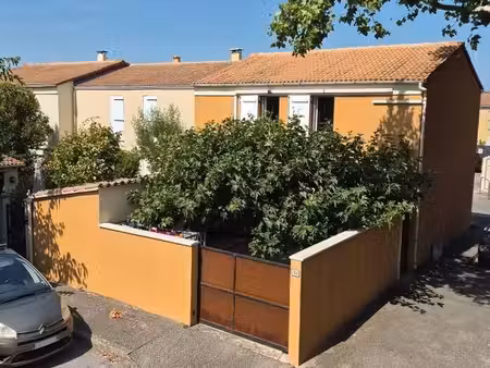 avignon montfavet - maison 97 m² - 3 chambres – clim - cour 50 m² - dpe c - 221000