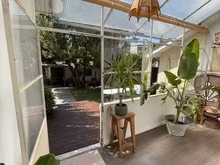 maison 2 chambres avec jardin et dépendance