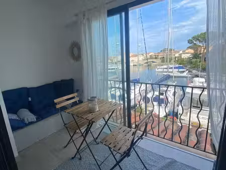 à vendre – studio 26 m² – port grimaud – vue canaux + garage