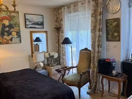 appartement t2-quartier les arènes