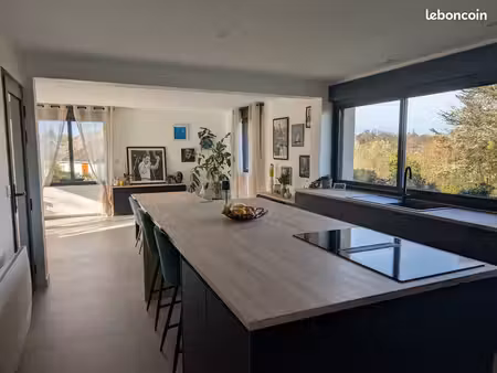 pavillon complètement rénové